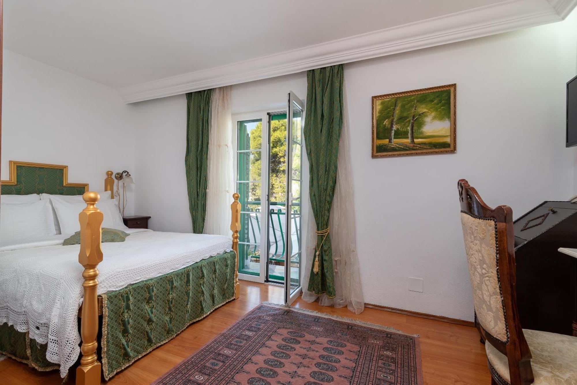 Heritage Hotel Pasike Trogir Exteriör bild