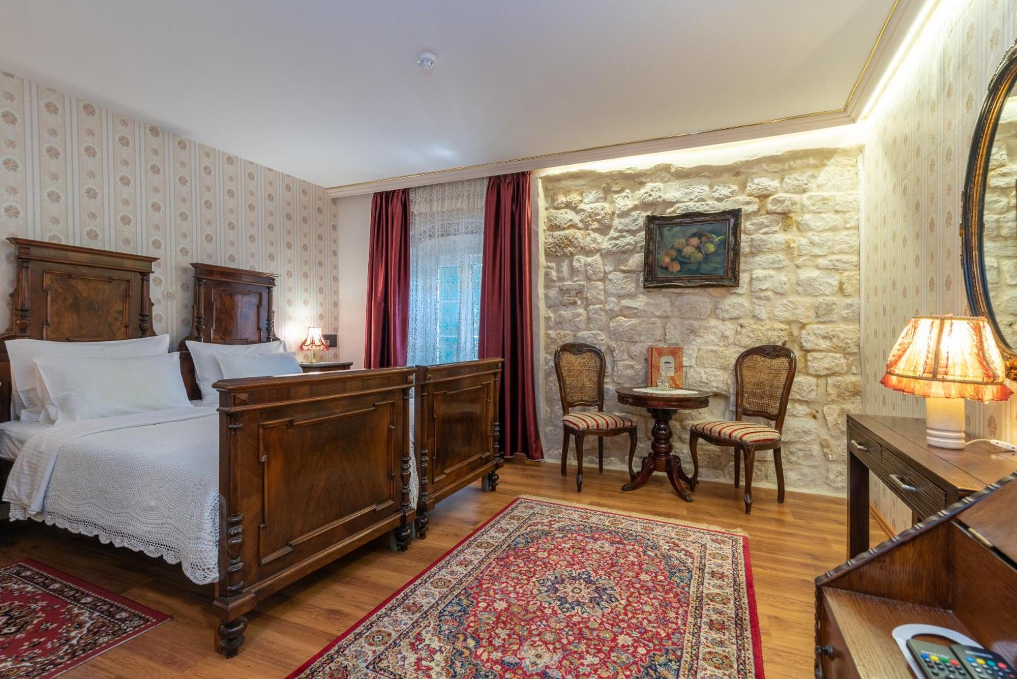 Heritage Hotel Pasike Trogir Exteriör bild