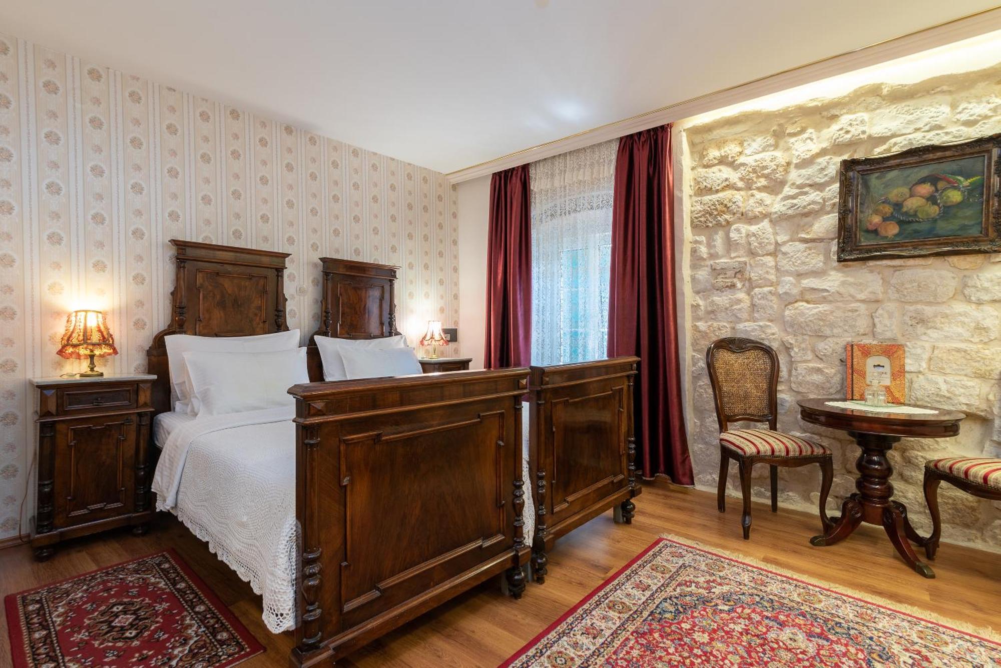 Heritage Hotel Pasike Trogir Exteriör bild