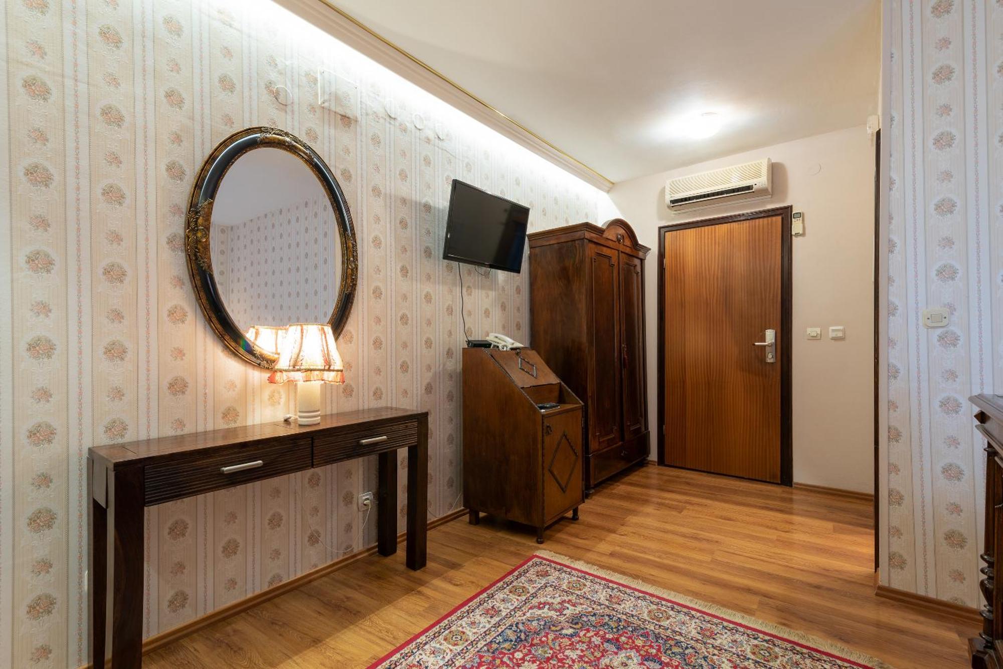 Heritage Hotel Pasike Trogir Exteriör bild