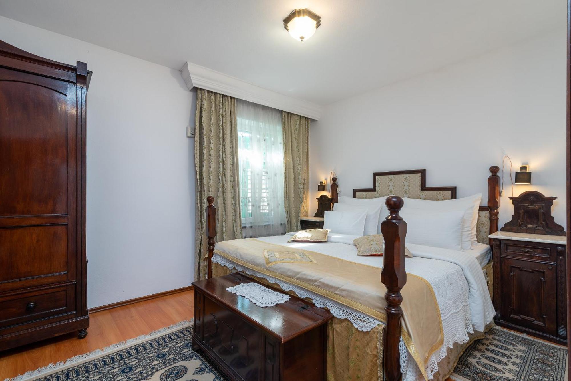 Heritage Hotel Pasike Trogir Exteriör bild